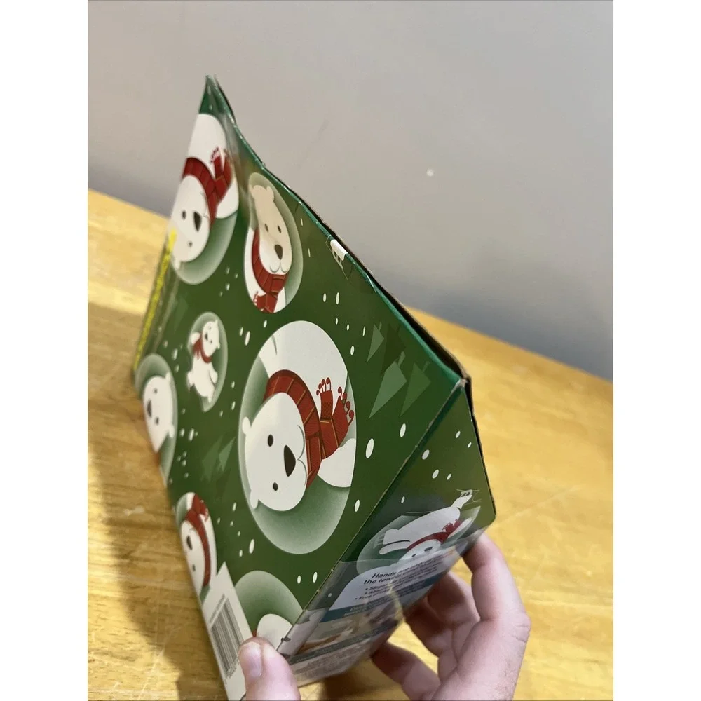 Kleenex‎ Christmas Holiday Polar Bear Hand Paper Towels Ornaments 2010 New